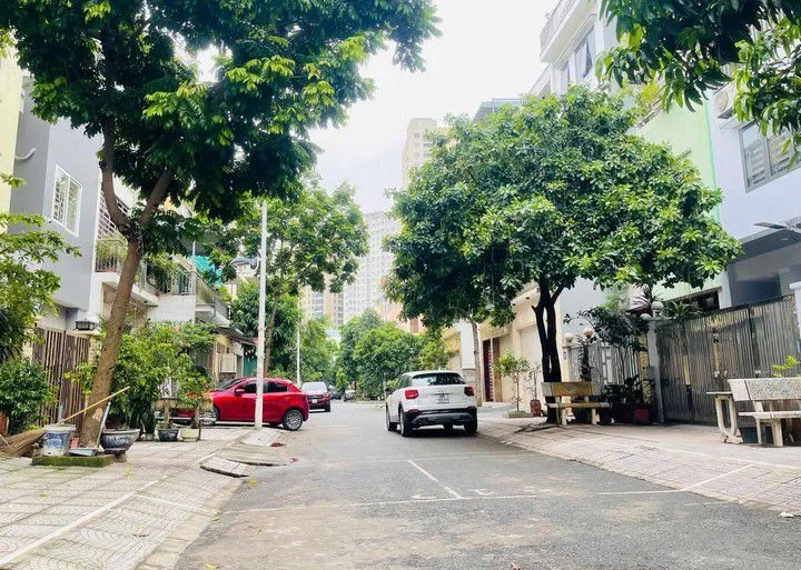 Những khu đô thị đáng sống nhất phía Tây Hà Nội năm 2026: Top 7 lựa chọn đáng mua để ở và đầu tư lien ke kdt van khe 2026